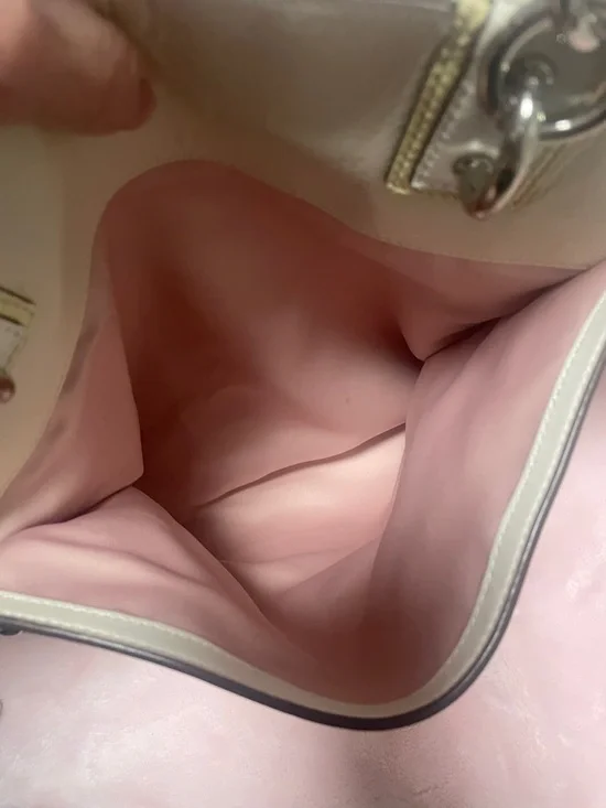 Coach - Picture 5 of 16